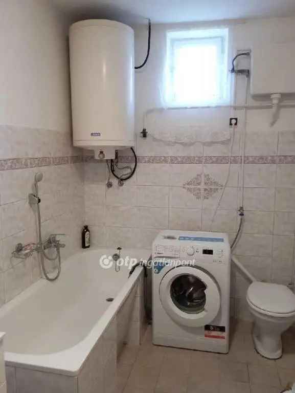 Ház Kiadó , Sárbogárdi járás, Dunántúl
