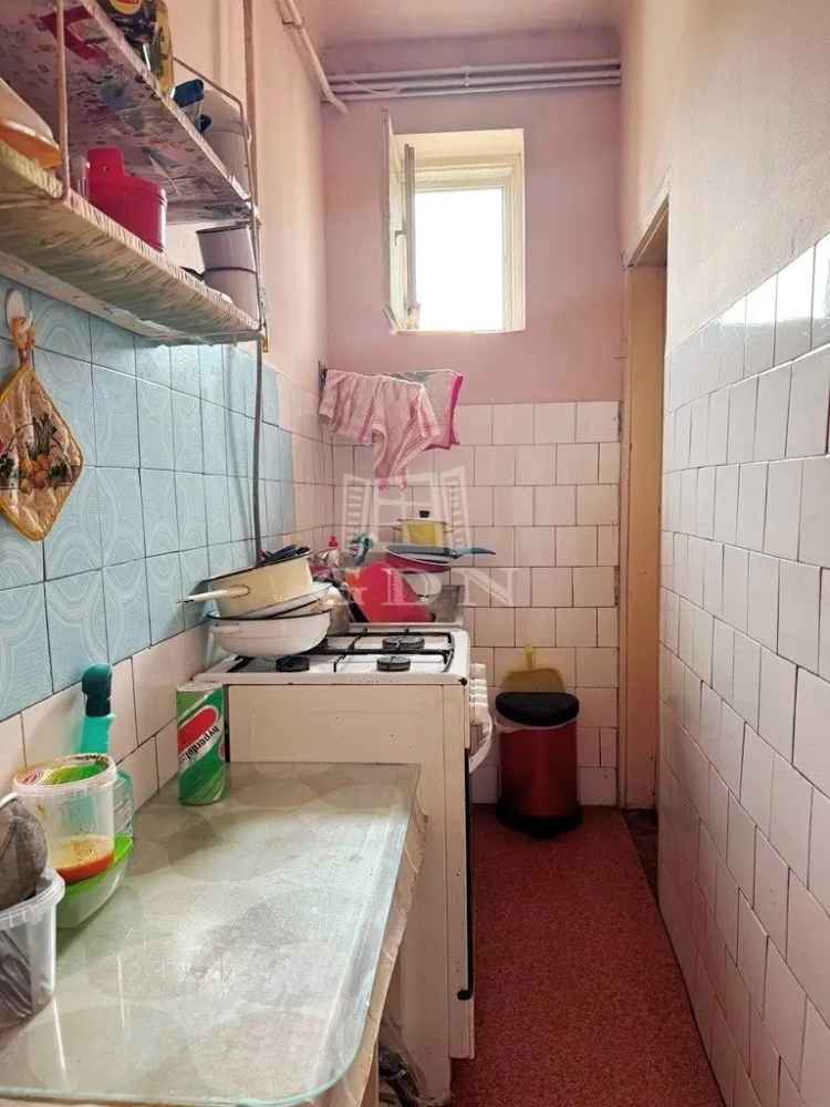 Ház Kiadó , Szigetszentmiklósi járás, Közép-Magyarország