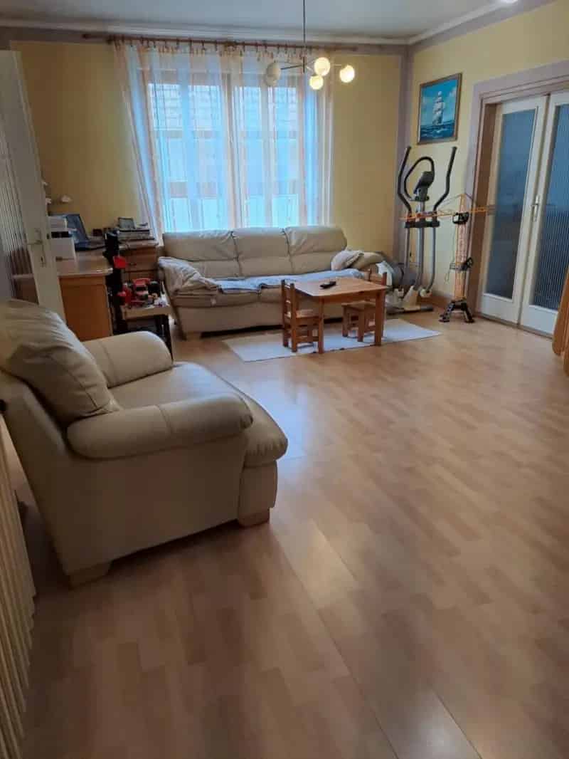 Ház Kiadó , Jánoshalmai járás, Alföld és Észak