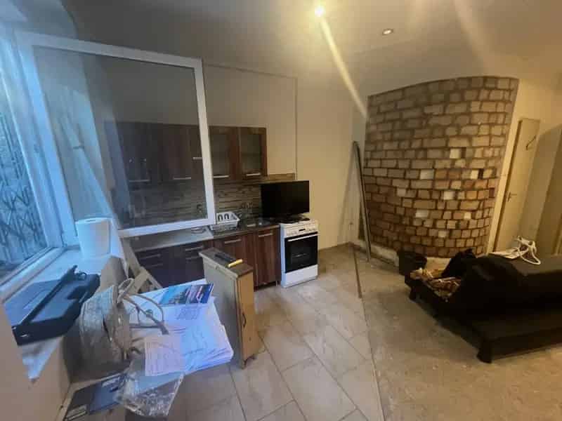 Üzleti célú Kiadó , Budapest, Közép-Magyarország
