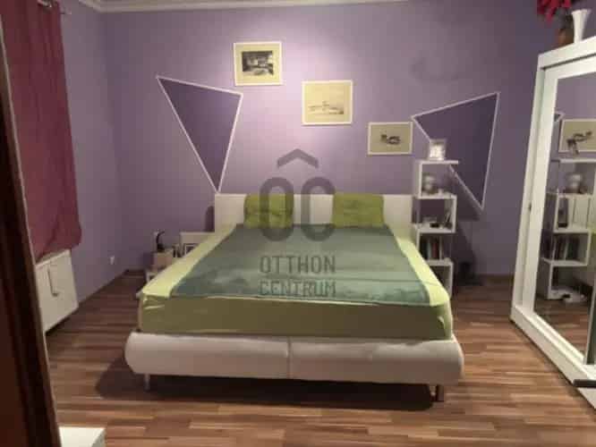 Győri eladó családi ház, H500680