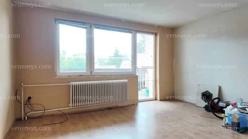 Tágas terek, szabad tervezés – Ausztriához közel, Nagycenken