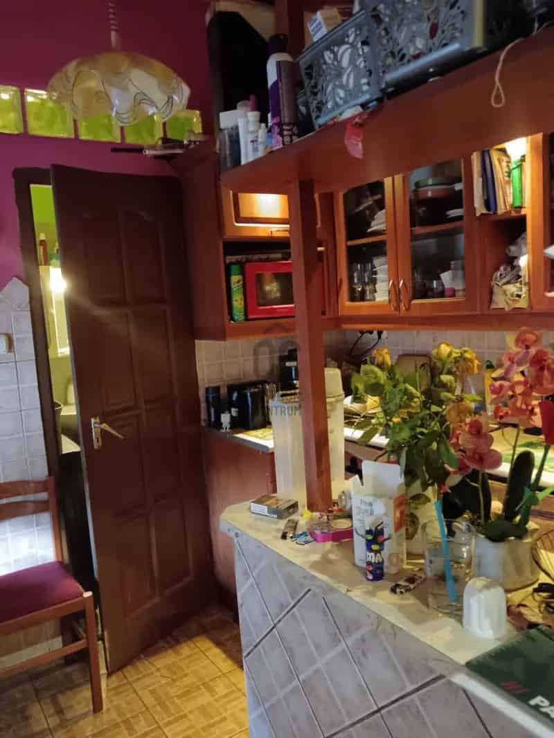 Ház Kiadó , Budapest, Közép-Magyarország