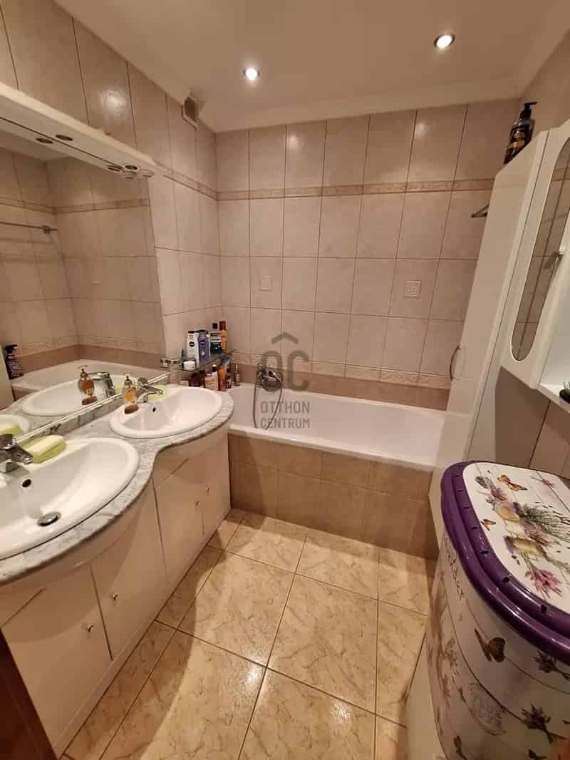 Lakás Kiadó , Budapest, Közép-Magyarország