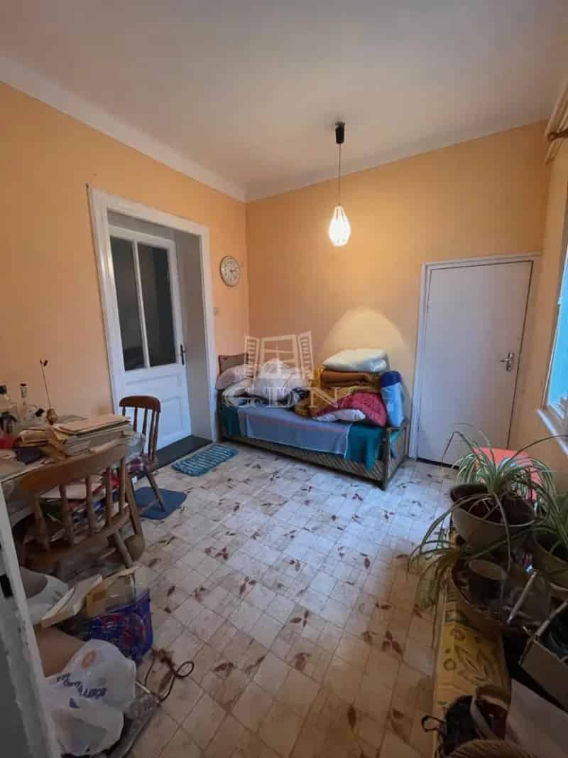 Ház Kiadó , Szerb utca, Szeged, Alföld és Észak