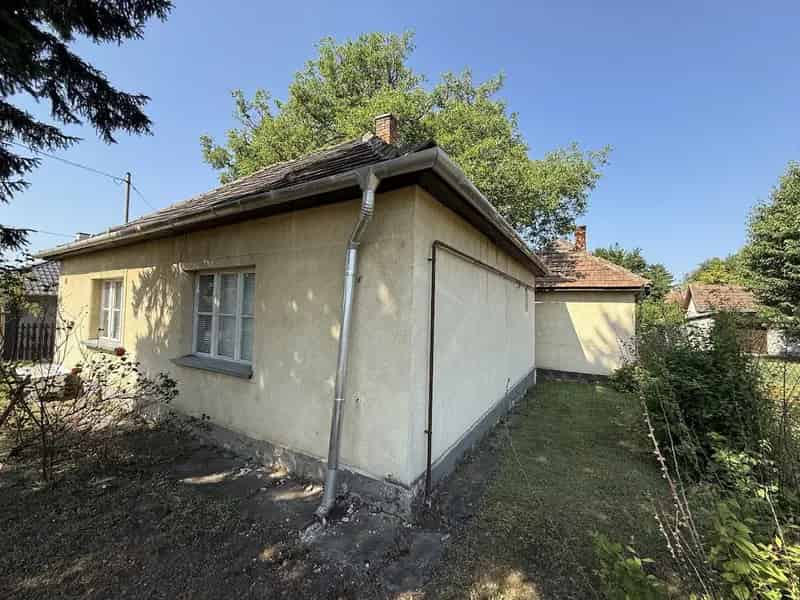 Ház Kiadó , Budakeszi járás, Közép-Magyarország