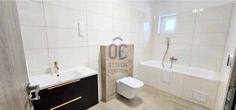 Szombathelyi eladó családi ház, DHZ089400