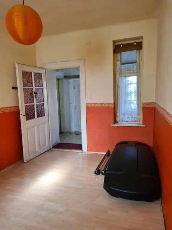 Ház Kiadó , Budapest, Közép-Magyarország