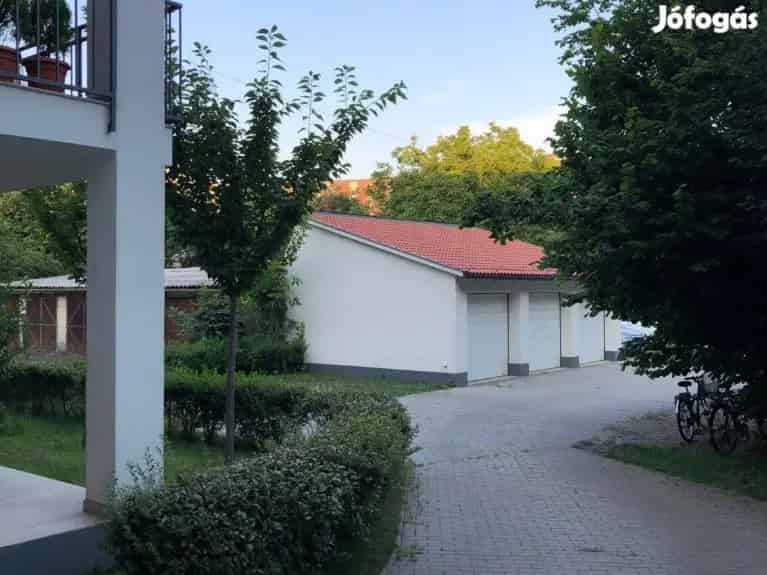 Szeged Apáca utcai garázs eladó