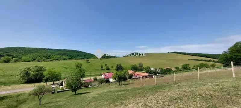 Ház Kiadó , Kisfüzes, Alföld és Észak