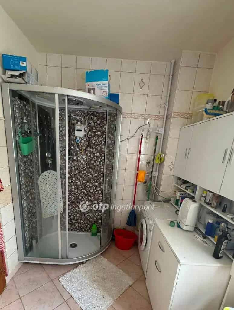 Ház Kiadó , Tiszafüredi járás, Alföld és Észak
