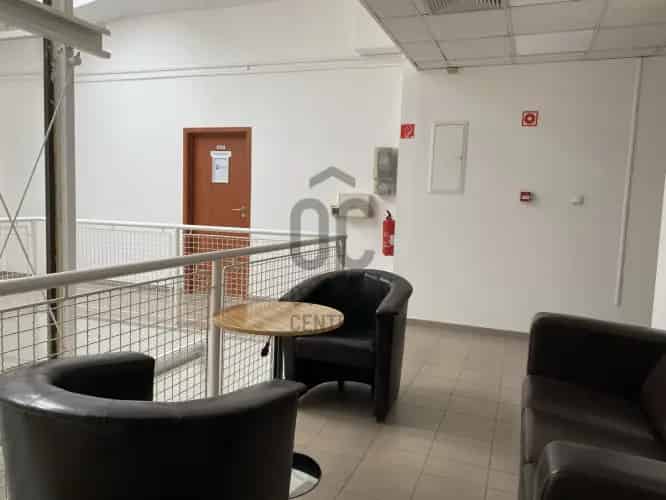 Budapest IV. kerületi kiadó kereskedelmi ingatlan, UZ013218