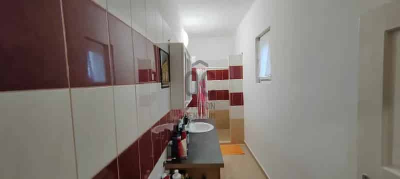 Lentii eladó családi ház, DHZ073191