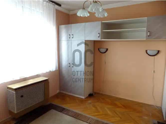 Szombathelyi eladó lakás, DLK079929