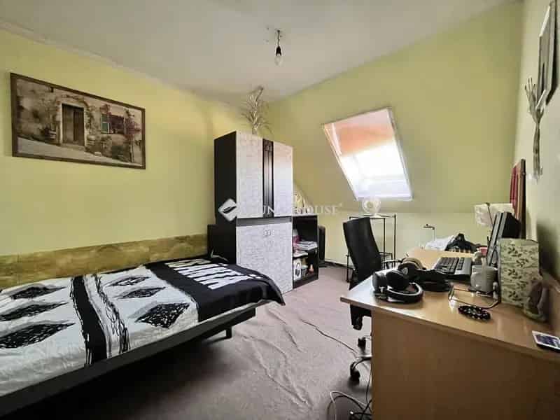 Ház Kiadó , Érdi járás, Közép-Magyarország