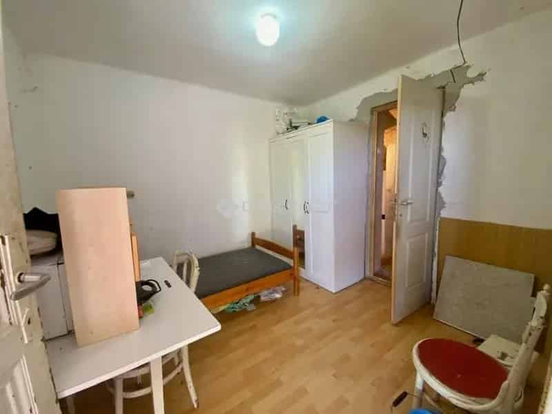 Ház Kiadó , Budakeszi járás, Közép-Magyarország