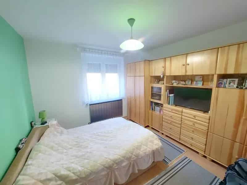 Ház Kiadó , Zalaegerszegi járás, Dunántúl