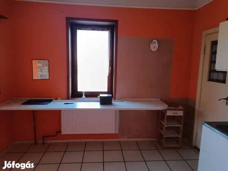 Kecskemét Műkertváros 110nm-es családi ház eladó