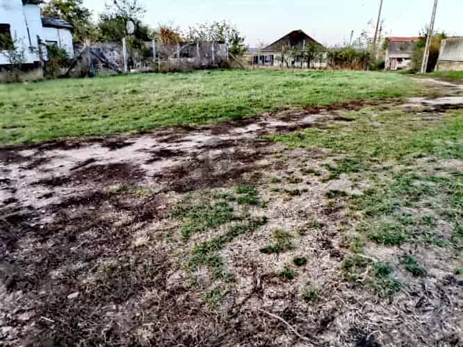 Egyeki eladó telek, T037194