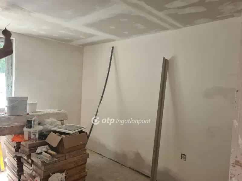 Ház Kiadó , Érdi járás, Közép-Magyarország