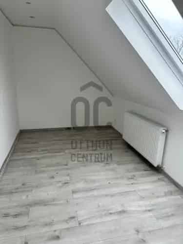 Szolnoki eladó családi ház, U0047819