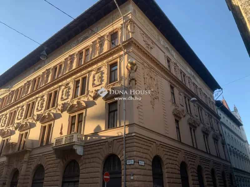 Ház Kiadó , Budapest, Közép-Magyarország