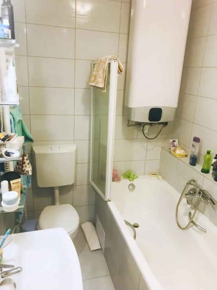 Ház Kiadó , Szentendrei járás, Közép-Magyarország