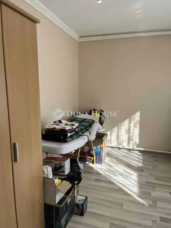Ház Kiadó , Szigetcsép, Közép-Magyarország