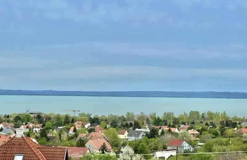 Ház Kiadó , Balatonfüredi járás, Dunántúl