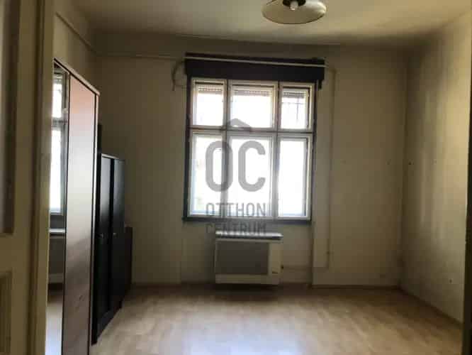 Budapest XXI kerület eladó lakás 33nm felújítandó