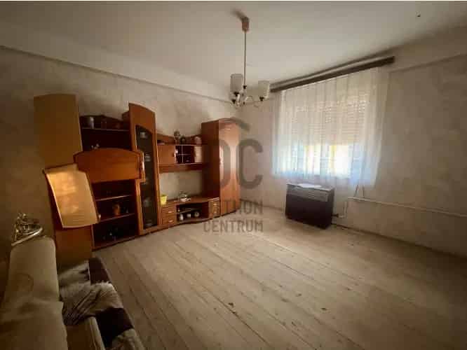 Újhartyáni eladó családi ház, DHZ046559