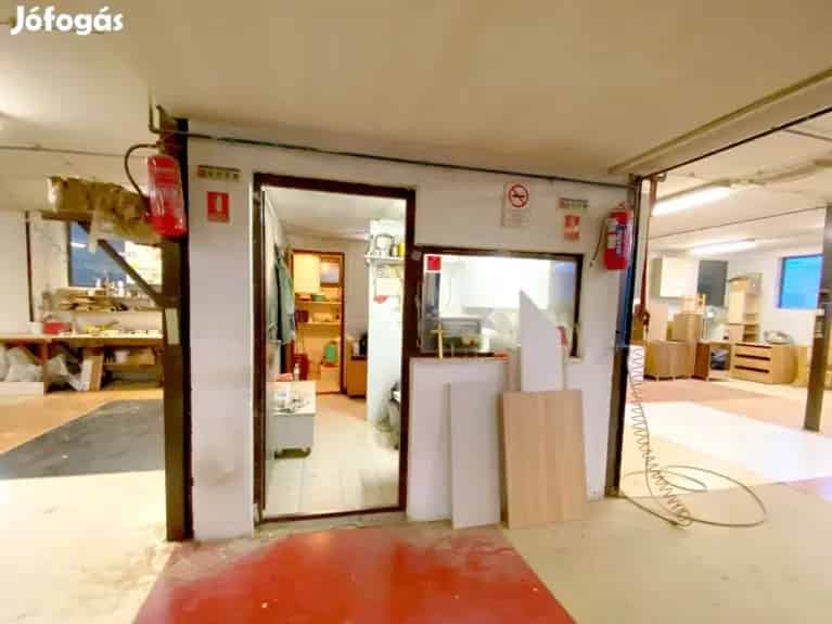 Eladó Pápán 1904 m2-es zárt iparterületen 1100 m2-es üzem/telephely - Pápa, Iroda, üzlethelyiség, ipari ingatlan - Jófogás Ingatlan