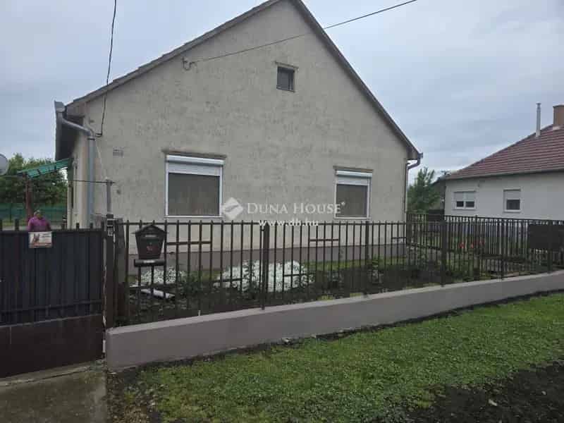 Ház Eladó , Erdőtelek, Alföld és Észak