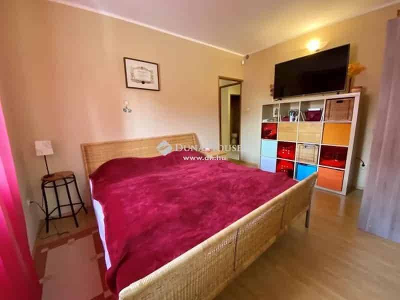 Ház Kiadó , Budapest, Közép-Magyarország