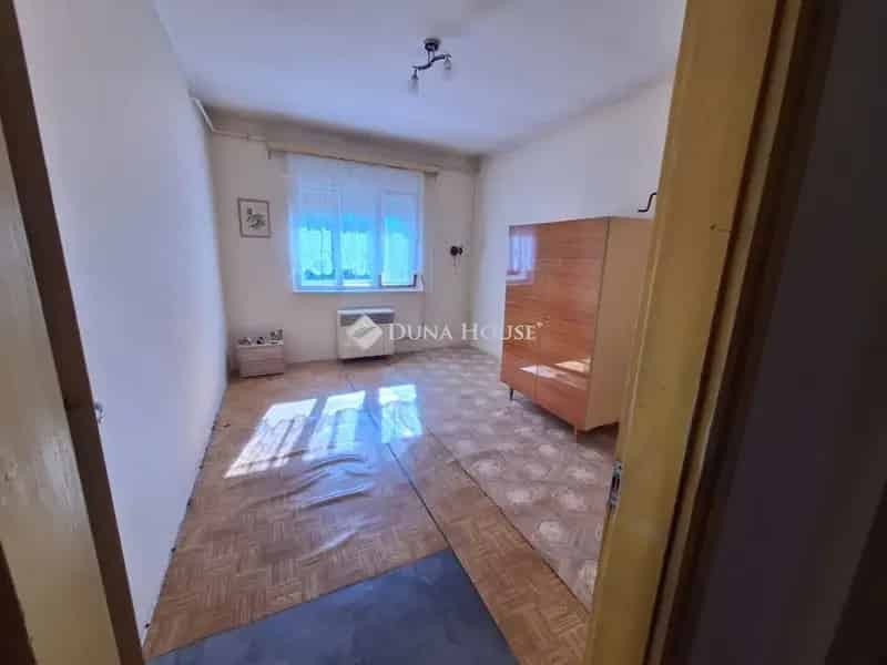 Ház Kiadó , Balatonalmádi járás, Dunántúl