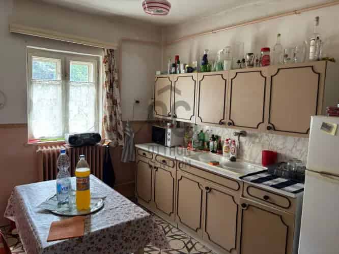 Esztergomi eladó családi ház, DHZ013493