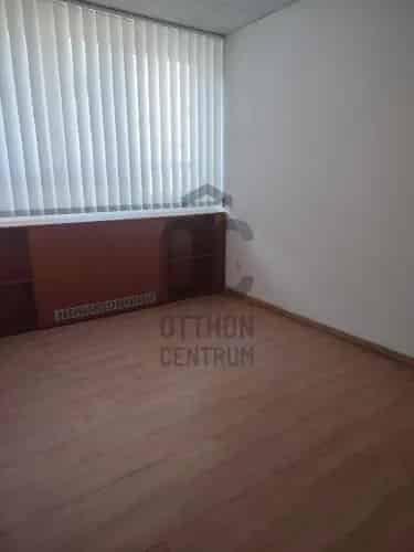 Budapest III. kerületi kiadó kereskedelmi ingatlan, UZ018851