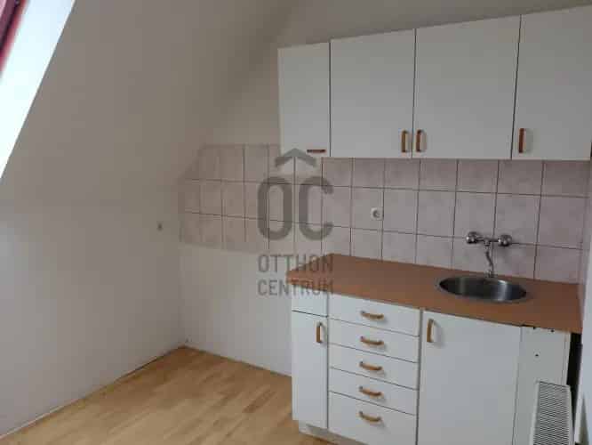 Ócsai eladó családi ház, H497749