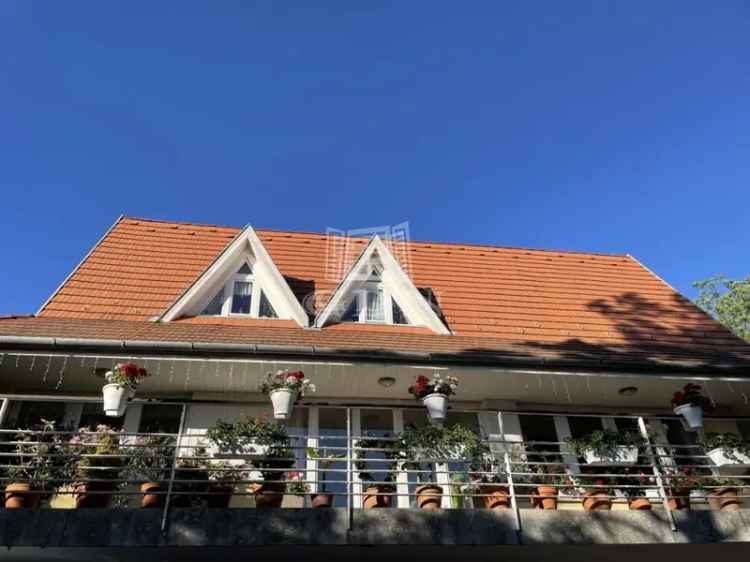 Ház Kiadó , Budakeszi, Közép-Magyarország