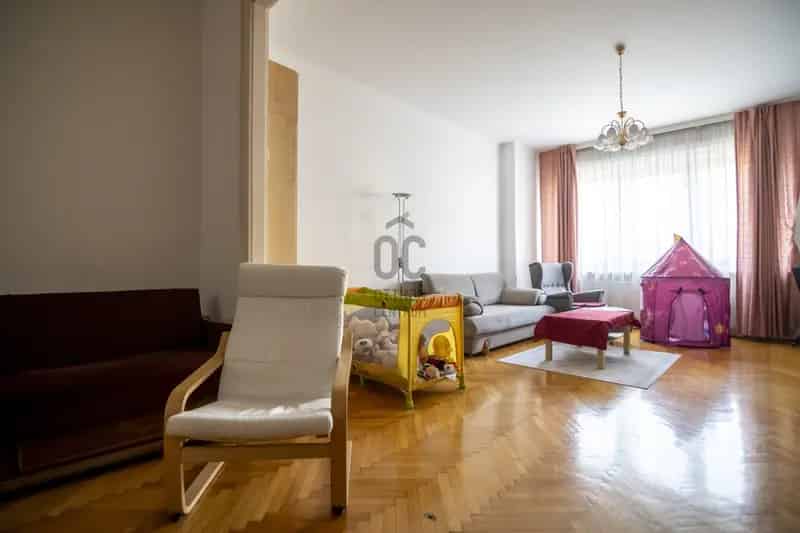 Lakás Kiadó , Budapest, Közép-Magyarország