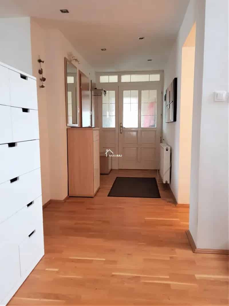 Ház Kiadó , Mosonmagyaróvári járás, Dunántúl