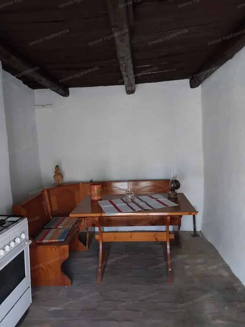 Ház Kiadó , Fonyódi járás, Dunántúl