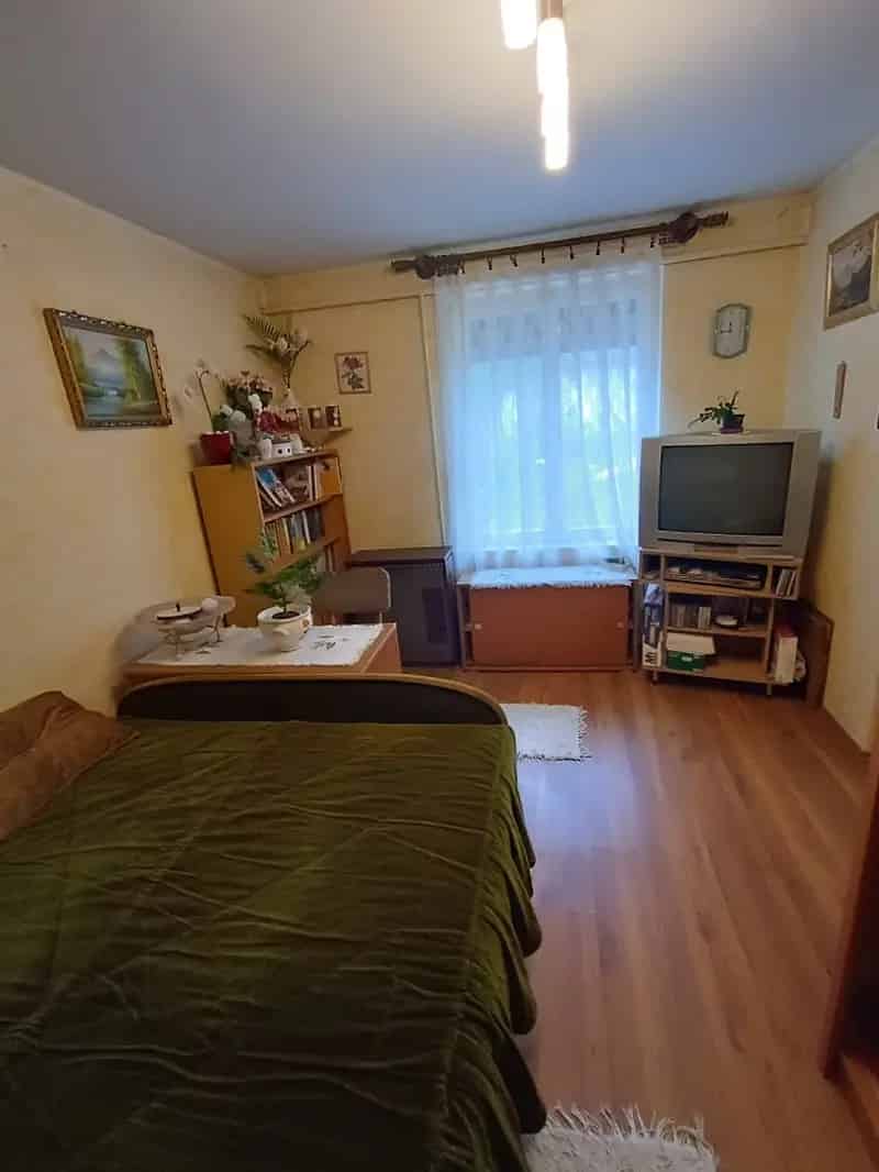 Ház Kiadó , Székesfehérvári járás, Dunántúl