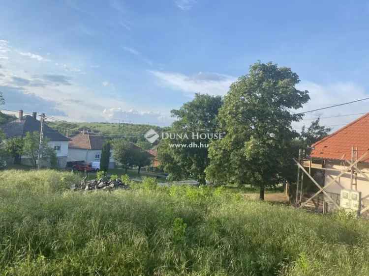 Telek Eladó , Mogyorósbánya, Dunántúl
