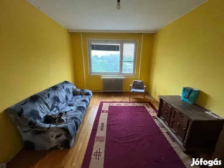 Eladó Dunaújvárosban egy 52 nm-es, 2 szobás, erkélyes panel lakás - Dunaújváros, Lakás - Jófogás Ingatlan