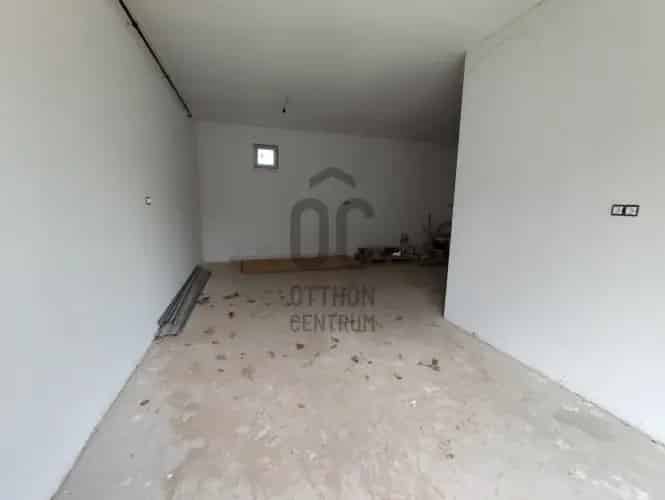 Péceli eladó újépítésű ikerház, U0047355