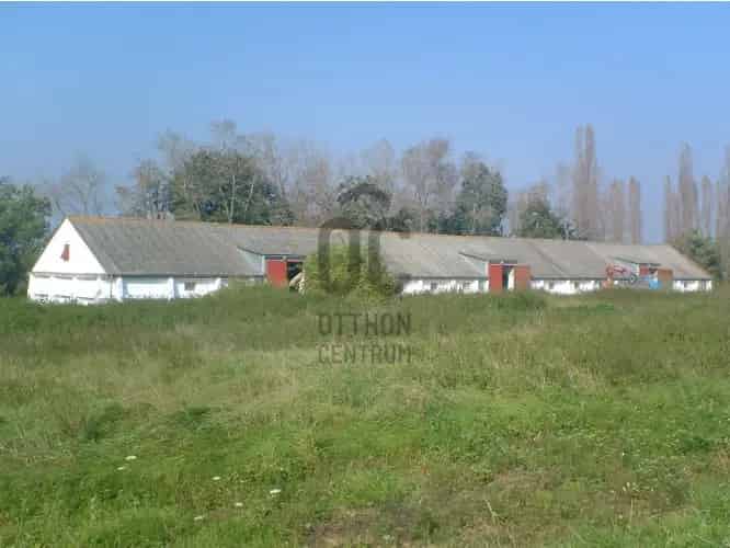 Ecsenyi eladó mezőgazdasagi ingatlan, M0002328