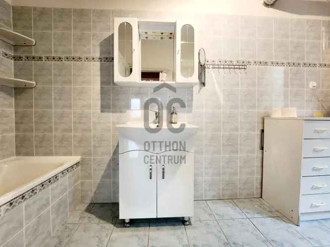 Siófoki eladó családi ház, H480793