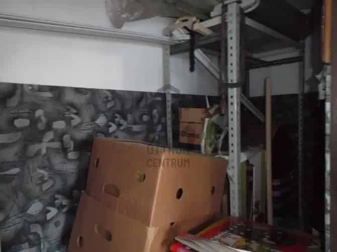 Pápai eladó kereskedelmi ingatlan, UZ015342