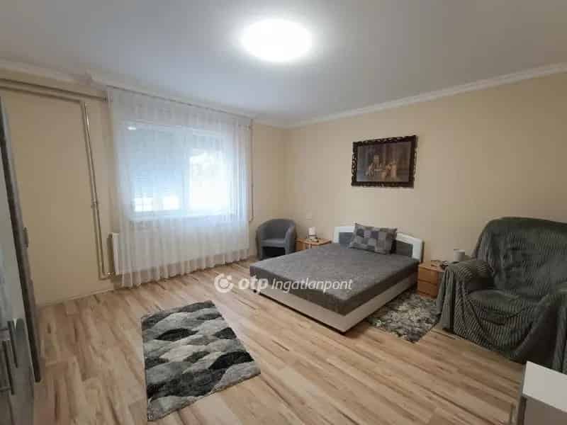 Ház Kiadó , Záhonyi járás, Alföld és Észak